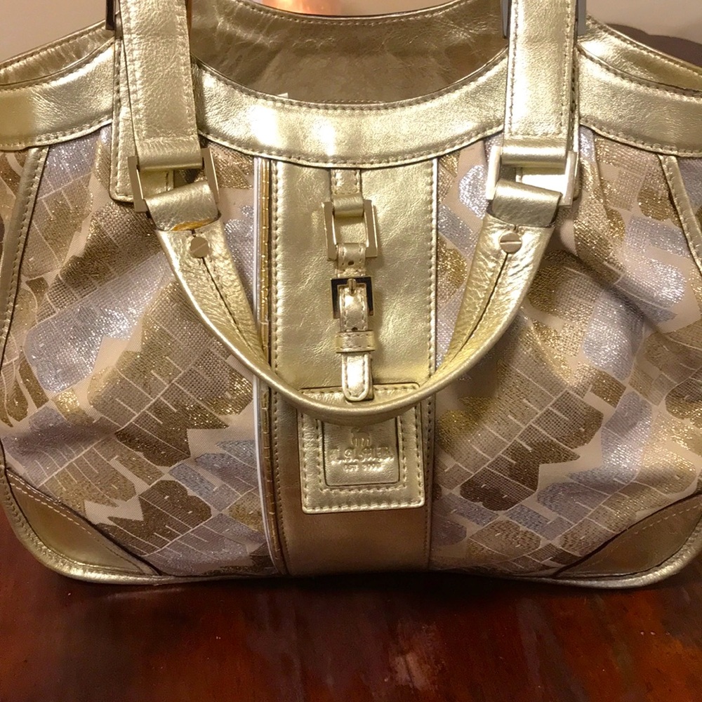 LAMB est 2003 purse like new